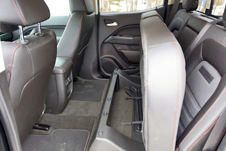 Editorial 2017 gmc canyon diesel 4wd crew cab short bed 37 ew