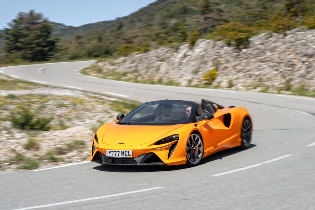 McLaren-Artura-2025 (3).jpeg