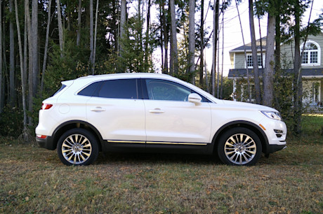 Editorial 2015 lincoln mkc 19