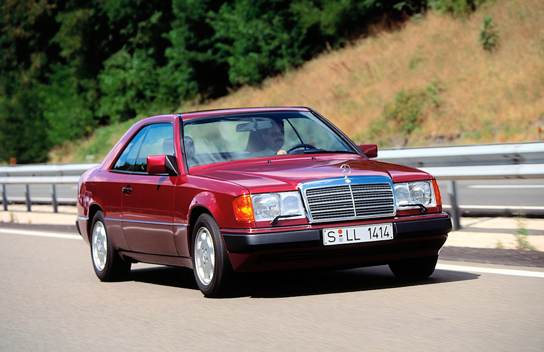 Mercedes-Benz E 320 1