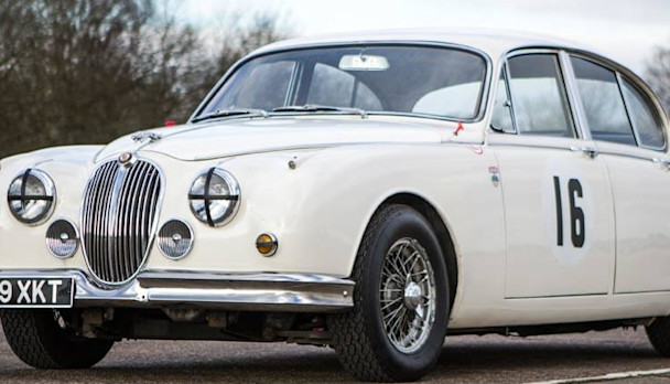 Jaguar MK II