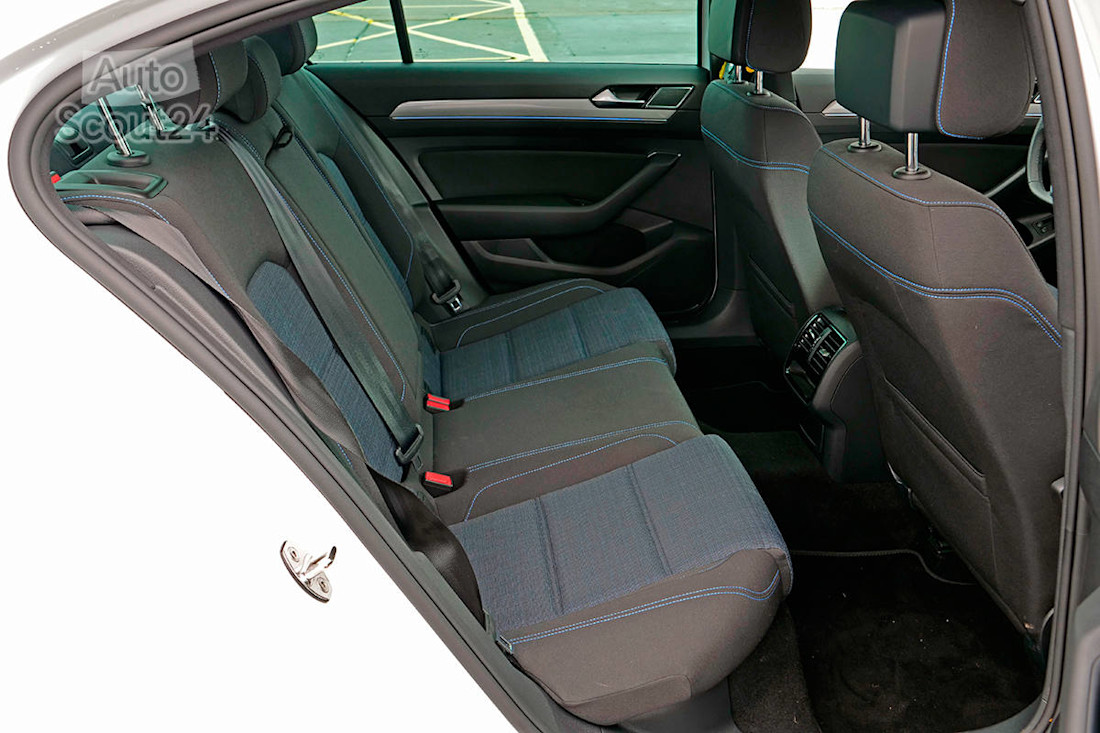 Prueba VW Passat GTE 2021 Ruben Fidalgo (1).jpg