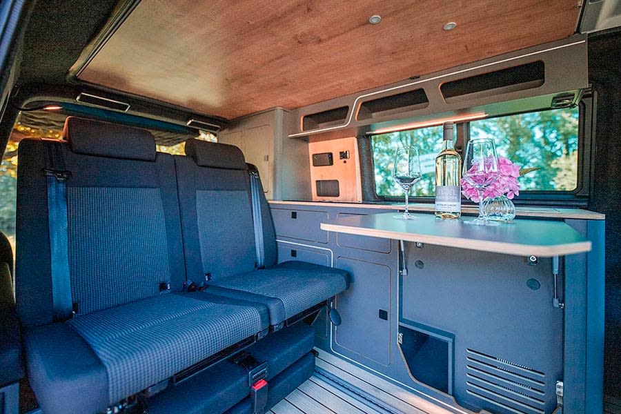 VW-California-2023-Rhön-Camp-Ultimate-camper-van-autoscout24 (7).jpg