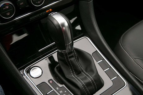 Editorial 2018 volkswagen passat gt 13 jw