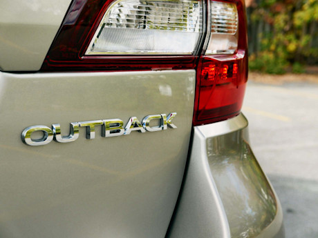 Editorial 2019 subaru outback 25i ltd es 09 bh