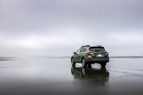 Editorial 2015 subaru outback 25i ltd bm 14