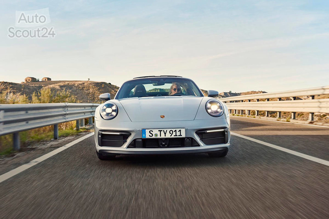 Porsche-911_Targa_4_GTS-2022-1280-0d.jpg