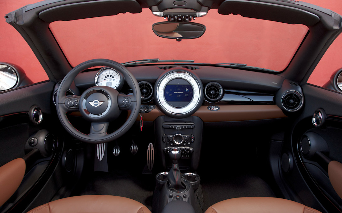 mini-cooper-roadster-interior