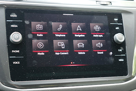 Editorial 2024 volkswagen tiguan highline td jm 240704 36