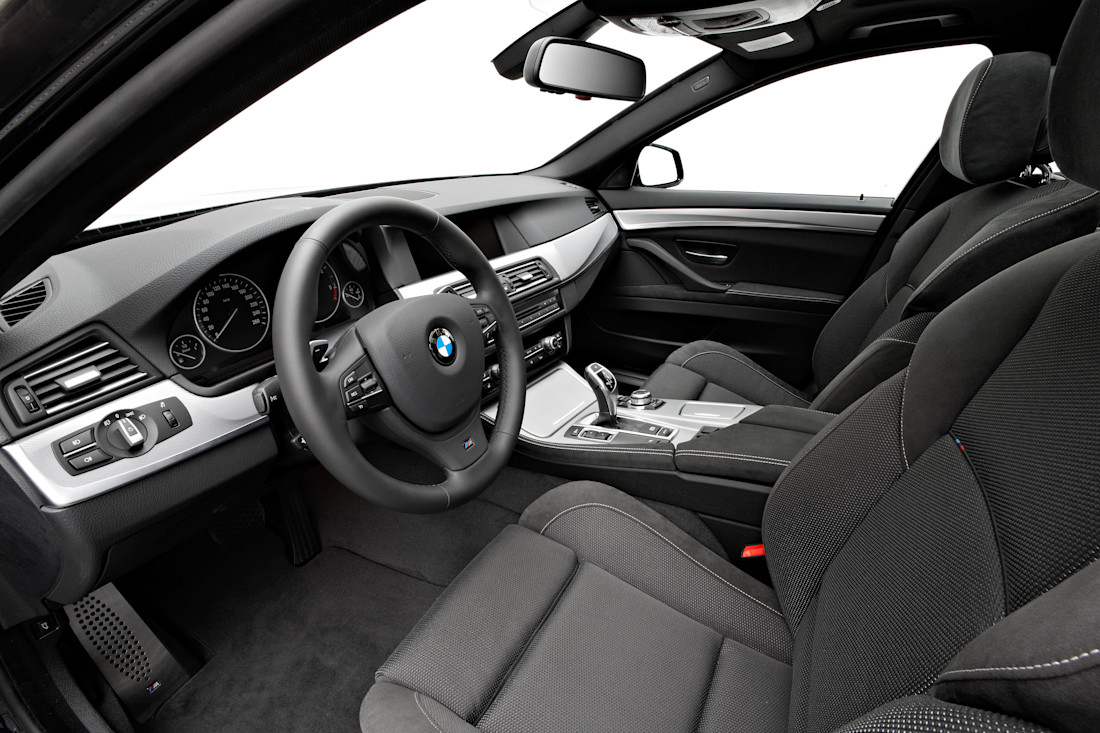 P90062158_highRes_bmw-5-series-sports-
