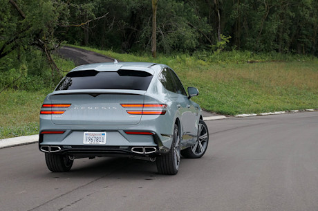 Editorial 2025 genesis gv80 coupe fd jv 2408068