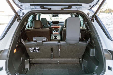 Editorial 2023 mitsubishi outlander phev 14 ew