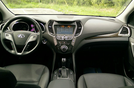 Editorial 2015 hyundai santafexl jb 219
