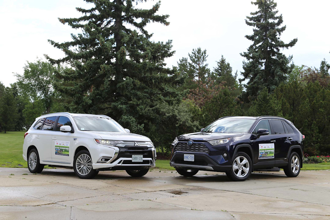 Editorial 2019 mitsubishi outlander phev vs 2019 toyota rav4 hybrid 02 ts
