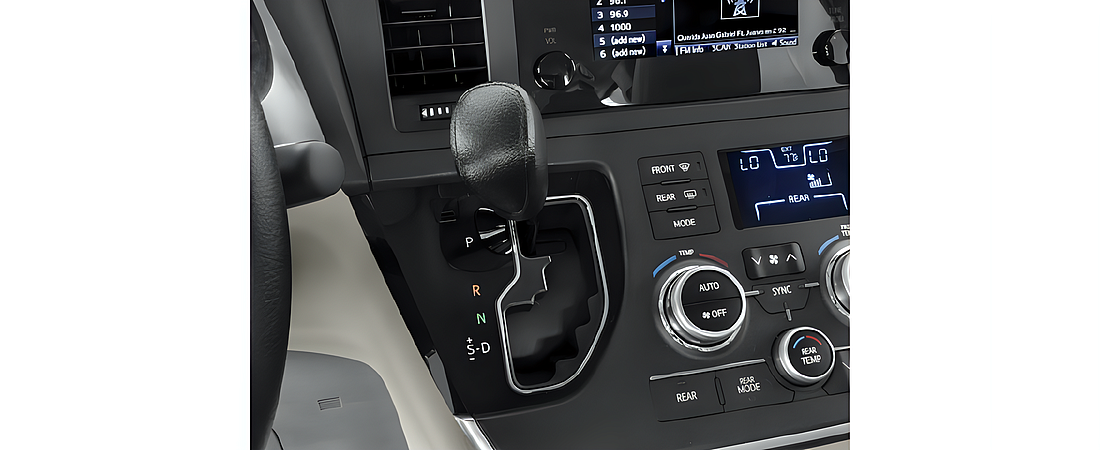Toyota Sienna 2015 10