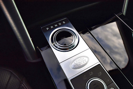 Editorial 2018 land rover discovery hse luxury td6 32 jp