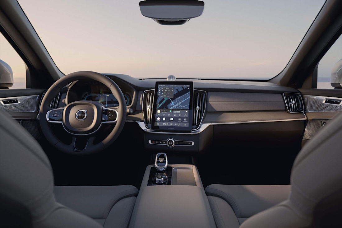 Volvo-XC90-2025 (7).jpg