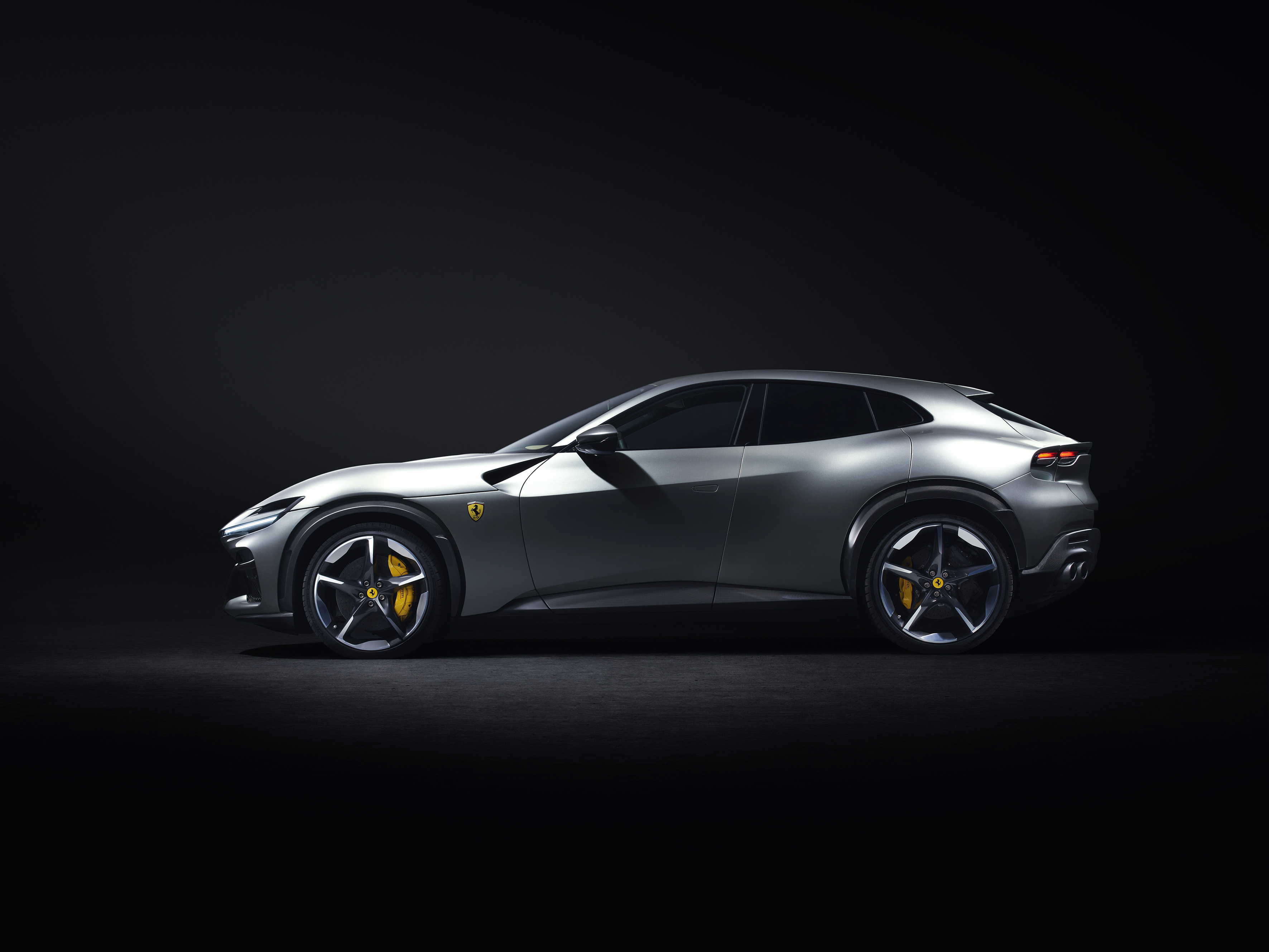 V12-Powered Ferrari Purosangue is Brand's First-Ever SUV
