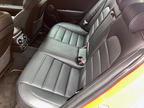 Editorial 2021 kia stinger gt limited neon orange 12 pb