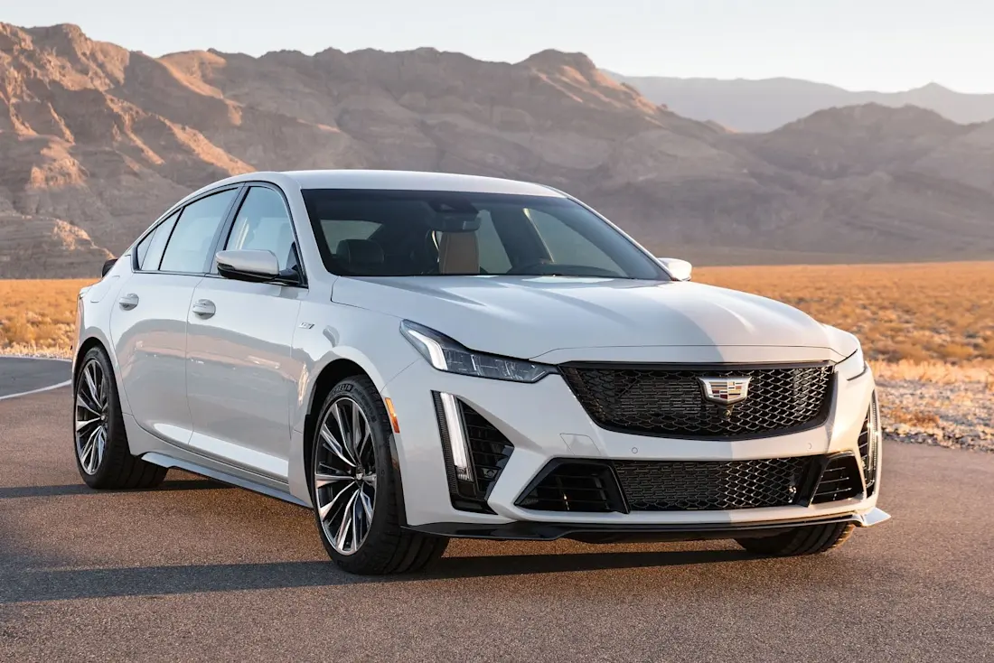 Cadillac-CT4-CT5-Blackwing-Front1