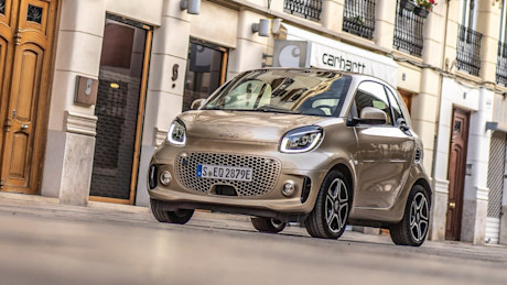 BST-103 - AutoScout24 - beste auto-s met een kleine draaicirkel foto