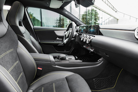 Editorial 17c833 040 source