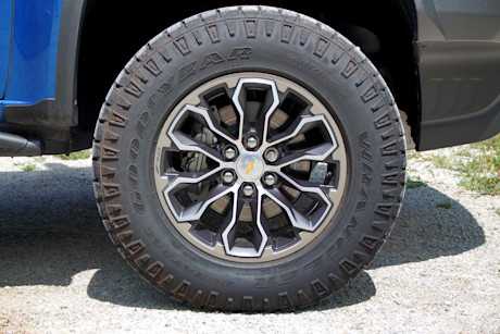 Editorial 04 2019 chevrolet colorado 08 sha