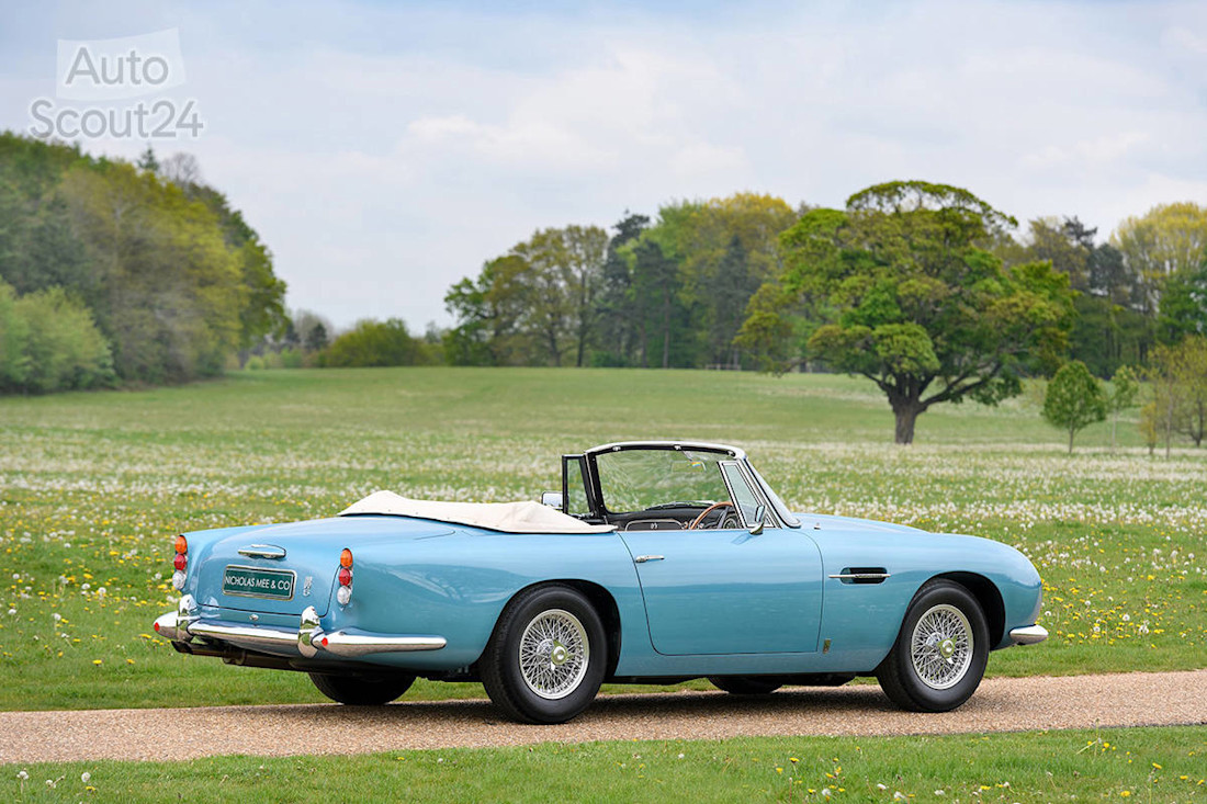 Aston-DB5-5.jpg