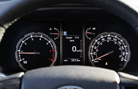 Editorial 2024 toyota 4runner trd off road td 240412 26 jw