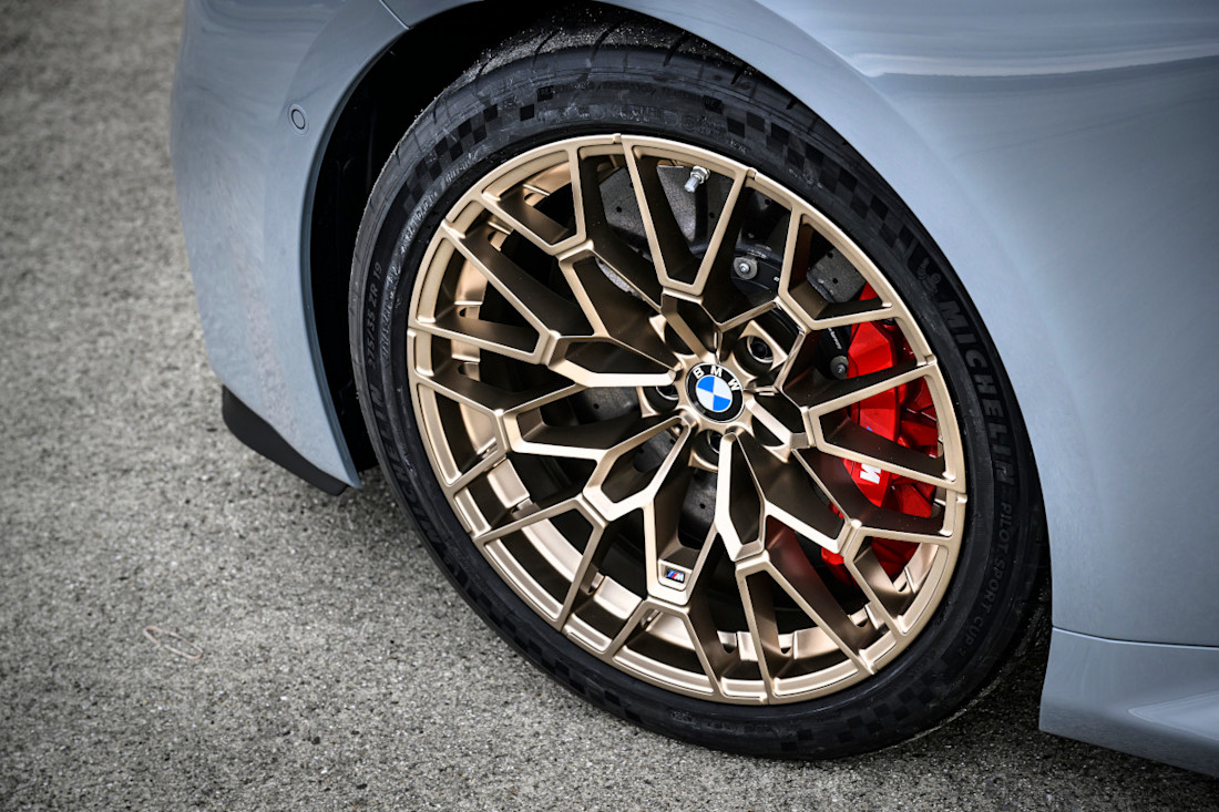 BMW-m2-cs-2025-llantas (2).jpg