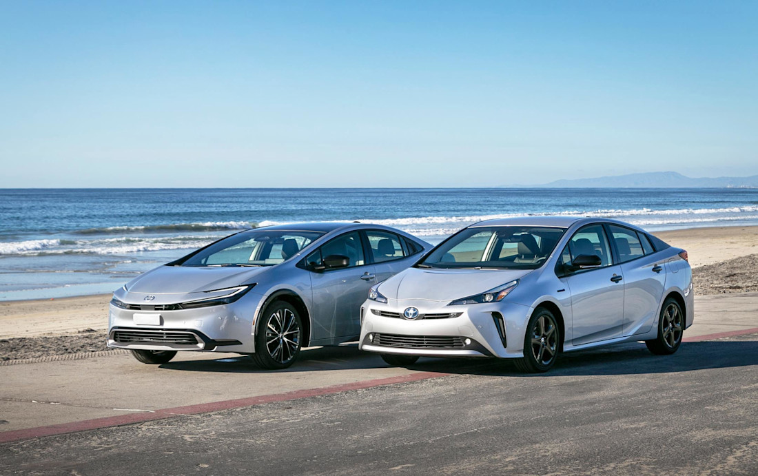 Editorial 2023 toyota prius xle awd 09 jw