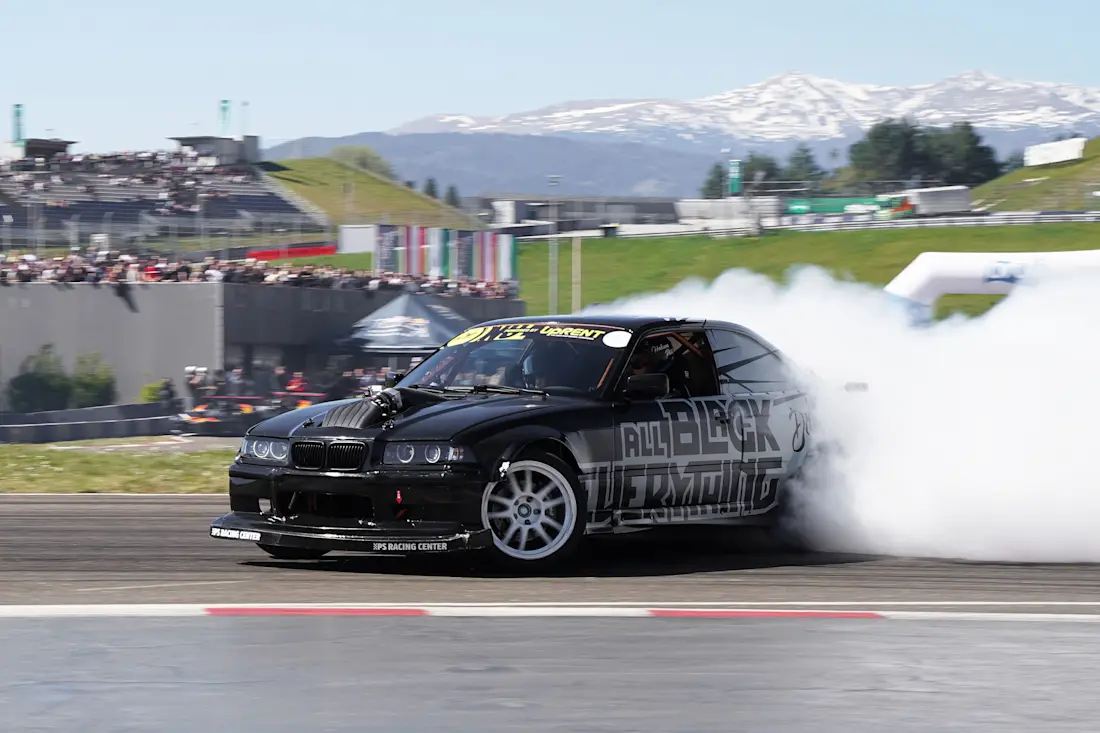 Low-scty-ps-arena-2026-drift-show
