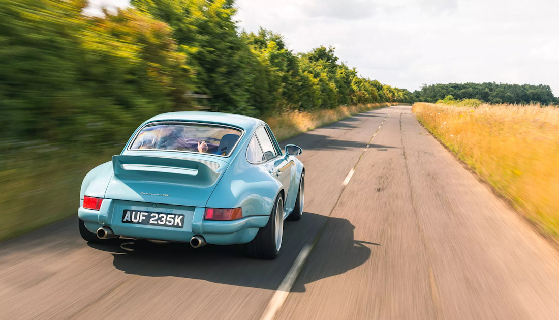 Porsche-911-RS-restomod-Thornley-Kelham-European (12).jpg
