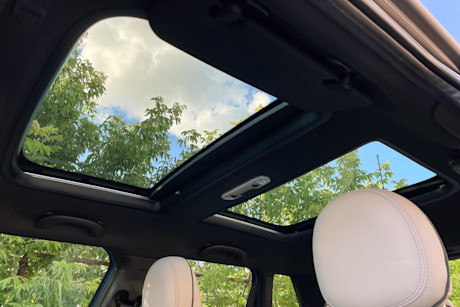Editorial 2022 mini cooper s 5 door premierplus 35 ct