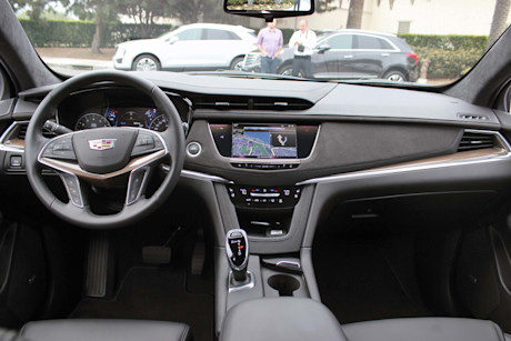 Editorial 2017 cadillac xt5 dh 17