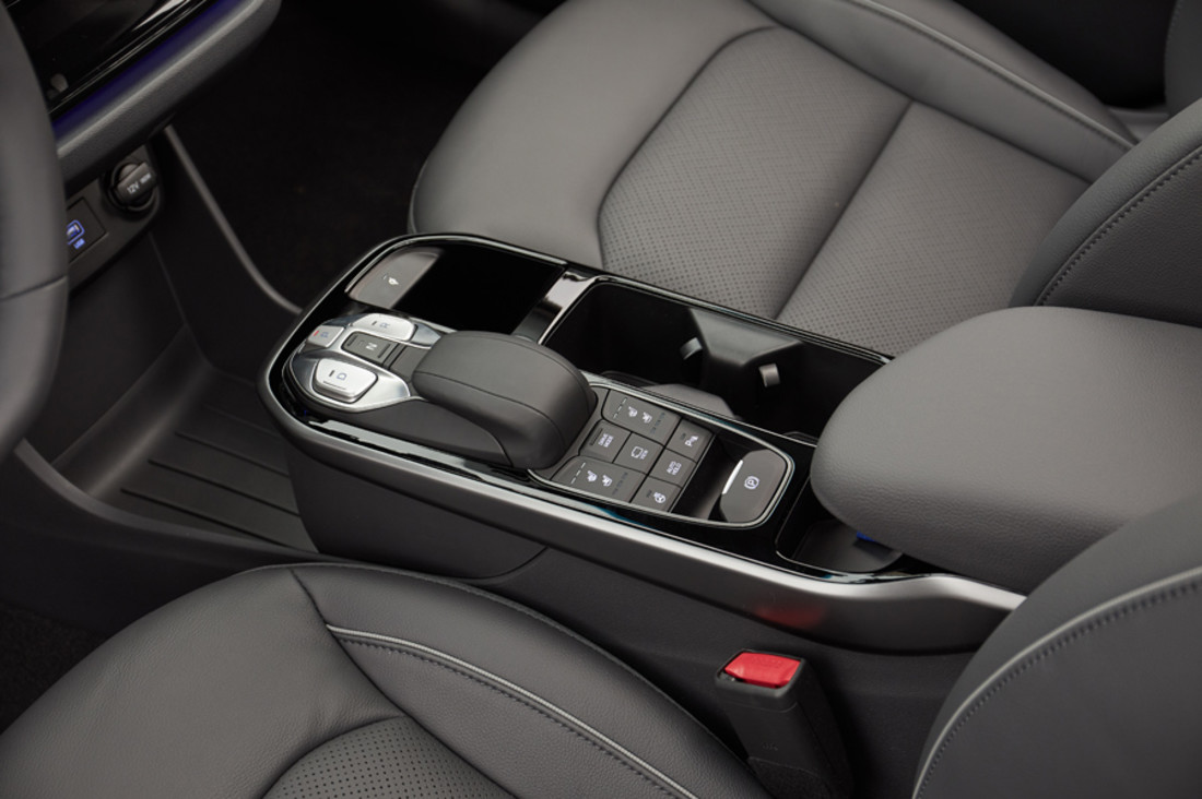 hyundai_ioniq_ (17).jpg