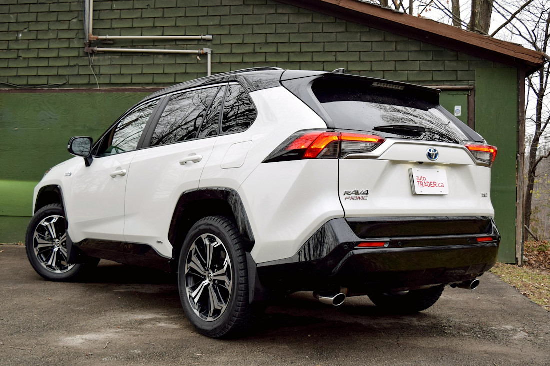 Editorial 2021 toyota rav4 prime xse technology 05 sha