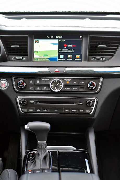 Editorial 2018 kia cadenza limited 15 jp