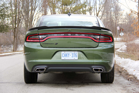 Editorial 2019 dodge charger sxt awd 12 dw