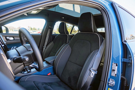 Editorial 2022 volvo c40 recharge ultimate p8 awd 22 jl