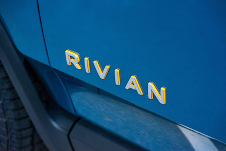 Editorial 2023 rivian r1t adventure 17 bm 230608
