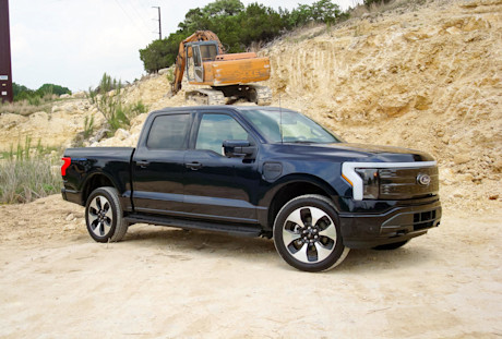 Editorial 2022 ford f 150 lightning 01 bc fr