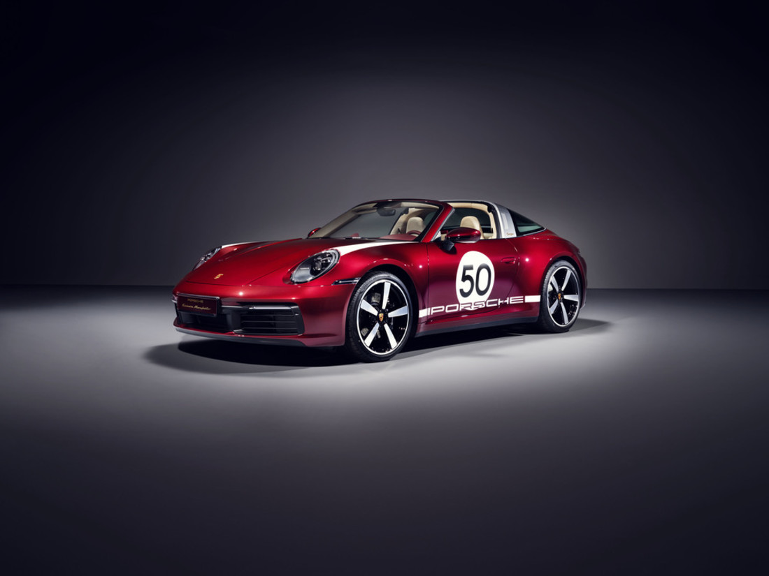 Omaggio alla tradizione: la 911 Targa 4S Heritage Design Edition