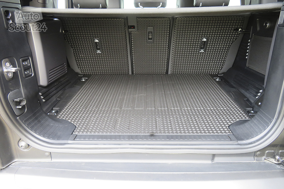 20_land_rover_defender 110 V8.JPG