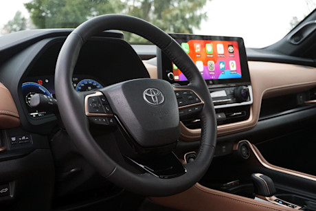 Editorial 2024 toyota grand highlander platinum hybrid max td 240131 19 di