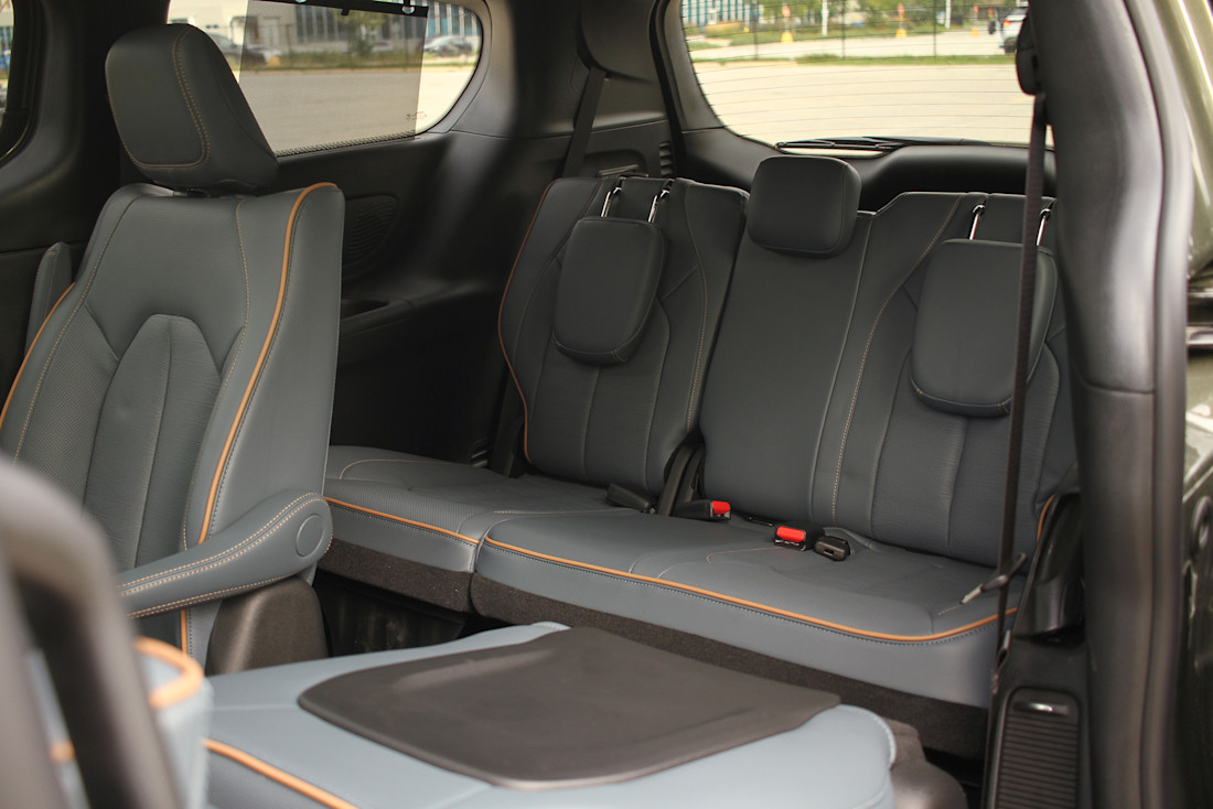 2027 Chrysler PAcifica - TD - CT - 261005 - 10.jpg