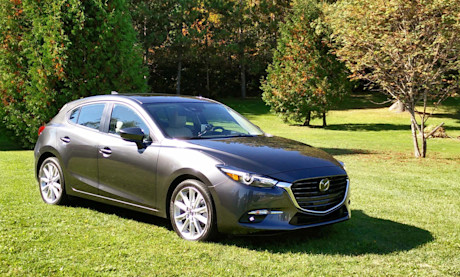 Editorial 2017 mazda3 sport 01 jbe