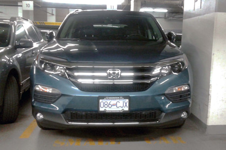 Editorial 2016 honda pilot touring awd sh 03