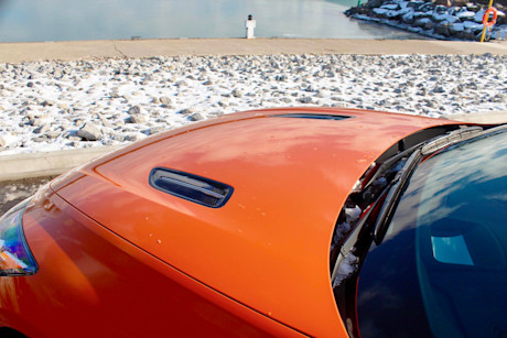 Editorial 2021 kia stinger gt limited neon orange 07 pb