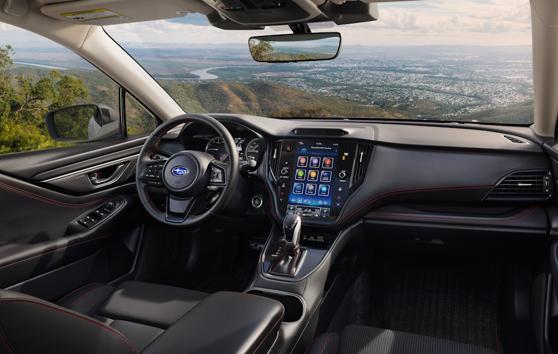 subaru-legacy-interior